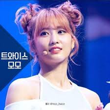 Korean Kpop Girl Group Idol Twice Jyp Momo Space Bun Hairstyles For Girls Women Kpopstuff Korean Hairstyle Kpop Hair Hairstyle