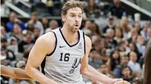 Pau gasol is the latest addition to a bucks team that sports the nba's best record and is loaded with floor spacers who can open things up for giannis antetokounmpo. Pau Gasol Signs With Nba Leading Milwaukee Bucks Subscriber Apg Wi Com