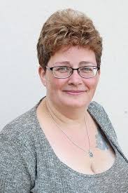 Amazon.com: Dirty Daddies Pride 2022: 9798794306453: Smith, Maren, Phoenix,  Nora, Banner, Daryl, North, Pepper, Innes, M.A., Neuhold, KM, Clark, Lesley,  Jamison, Rayanna, Grace, Delia, Smile, Siobhan: ספרים