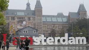 Around the museumplein you'll find several museums including the rijksmuseum, van gogh museum and stedelijk museum. Visiting The Museumplein Amsterdam Travel Youtube