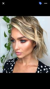 Whitney Cornett (StunninglySouth)