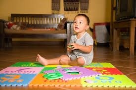 In other words, your tot is beginning to understand that other people have needs and desires of their own. What You Need To Know About Baby Social Emotional Development 9 12 Months Healthy Families Bc