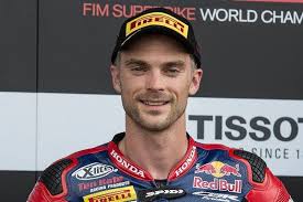 WSBK. Official: Leon Camier