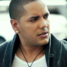 Amazon.com: Mientras Mas Tu Buscas : Alain Daniel: Digital Music