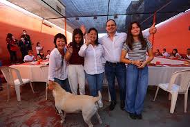 Fujimori keiko, por voluntad propia, asumió la nacionalidad japonesa y renunció a la nacionalidad peruana. Elecciones 2021 Keiko Fujimori Y El Acostumbrado Desayuno Electoral Nczp Actualidad Trome