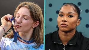 Erin Salerno's Instagram, Twitter & Facebook