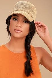 Paula Straw's Instagram, Twitter & Facebook