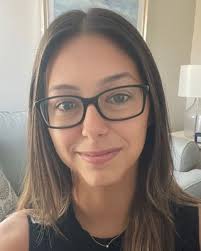 Samantha Rooney's Instagram, Twitter & Facebook