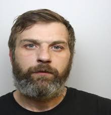 Police say to call 999 if you see this wanted man from Yate