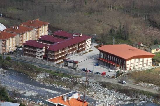 Üniversite