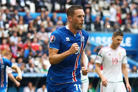The site provides an independent forum delivering unparalleled coverage of one of england's greatest football clubs to a global audience. Sigurdsson Comes Out On Top Against Alli Goal Com