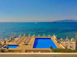 Port of ibiza and marina botafoch are worth checking out if an activity is on the agenda, while those wishing to experience the area's natural beauty can explore talamanca beach and bossa beach. Bg Hotels On Twitter Hotel Nautico Ebeso Ibiza Https T Co 6zdqt3yfww