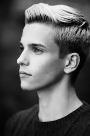 For all the other men, braided looks make them look less masculine and give them more of a feminine appeal. 35 Androgynous Gay And Lesbian Haircuts With Modern Edge