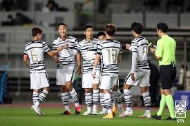 축구 원로들에 따르면 1945년 해방 이후 대표팀이 처음 만들어지기 시작할. í•œêµ­ ì›ì • ìœ ë‹ˆí¼ 2020ë…„ ì„¸ê³„ì—ì„œ ê°€ìž¥ ì•„ë¦„ë‹¤ì›Œ ë¨¸ë‹ˆíˆ¬ë°ì´