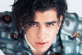 Aaron Mercury compite con Henry Cavill para ser el más guapo del mundo