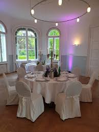 Die berner fachhochschule (bfh) ist eine der führenden anwendungsorientierten hochschulen der schweiz. Giffey Partyservice Location Berner Schloss