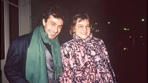 Josiane balasko (de son vrai nom josiane balasković), née le à paris, est une actrice, réalisatrice, scénariste, romancière, dialoguiste et costumière française. Josiane Balasko Qui Est George Aguilar Son Mari Femme Actuelle Le Mag