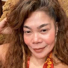 Candy Tilley's Instagram, Twitter & Facebook