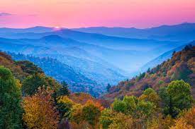 Book your hotel in great smoky mountains. 5 Reasons To Avoid Great Smoky Mountains National Park Drivin Vibin