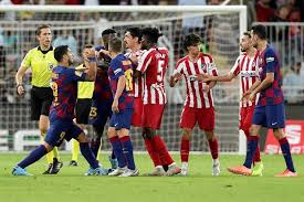 Który reprezentant stolicy hiszpanii wygra to spotkanie? Fc Barcelona Atletico Madryt Gdzie I O Ktorej Obejrzec Hit La Liga Transmisja Tv Na Zywo Pilka Nozna Sport Pl