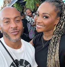 Jason Tavares's Instagram, Twitter & Facebook