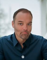 Behind the scenes, get to know: Patrick Stone