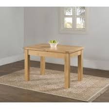 Choose among a range of different modern design extending tables and customise them by choosing among wood, glass, white or coloured lacquers. Aylesbury Light Oak Extending Dining Table Oak Furniture Uk