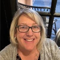 Lisa Egbert's Instagram, Twitter & Facebook