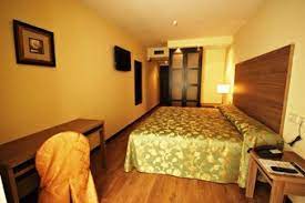 Los huéspedes apreciarán fácil acceso a. Hotel Centro Los Braseros Burgos Atrapalo Com