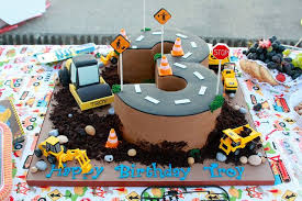 3rd Birthday Car Birthday Cake For 3 Year Old Boy Another Amazing Cake By Lindsey Http Www Elegantlyiced Com 3rd Birthday Cakes Construction Cake Digger Birthday