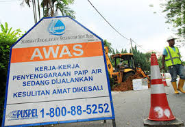 Krisis air selangor bermula pada 15 julai sehingga 23 julai 2012 manakala pada tahun 2014 catuan air bermula pada mulai 27 februari sehingga 31 mac 2014, yang melibatkan 71 kawasan. Masalah Bekalan Air Di Selangor Dan Kl Ariff Shah
