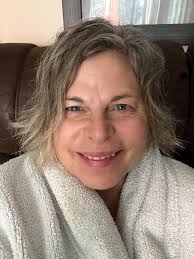 Is your weekend about relaxation or work? I have to admit that I am  combining the two, with both studying marketing, working