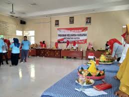 Bantuan yang telah memasuki tahap 3 ini disalurkan melalui pt bank rakyat indonesia (persero) tbk atau bri. Kpm Pkh Kecamatan Kayen Kab Pati Menghias 14 Nasi Tumpeng Untuk Peringati Hut Ri Ke 73