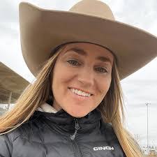 Melissa Dalrymple's Instagram, Twitter & Facebook