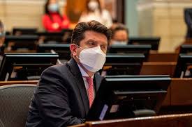 He designado como @mindefensa a @diego_molano, un gran profesional con el actual ministro de defensa, diego molano sustituyó al antiguo titular de la cartera, carlos holmes trujillo debido a. Hsp2y3jsi8ogrm