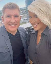 Earl Tingle's Instagram, Twitter & Facebook