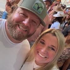 Is this damaged Weber kettle a good deal?