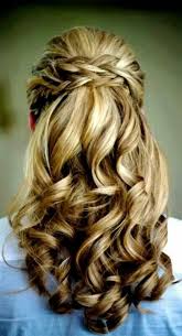 If you're in a long hair rut, why not give medium length hair a try?! Hairstyles For Junior Bridesmaids