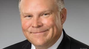 Brent Layton's Instagram, Twitter & Facebook