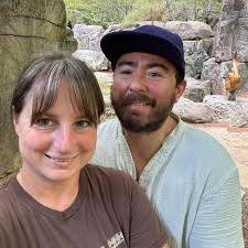 Can we get a round of applause for the upgraded swing set at War Memorial  Park? 👏