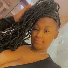 Ebony Gilliard's Instagram, Twitter & Facebook