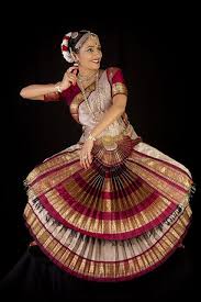 Bharatanatyam A Classic Indian Classical Dance Bharatanatyam Dancer Bharatanatyam Poses