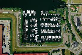 The municipality, part of land van heusden en altena, contained a large part of de biesbosch area as is located in the. Werkendam Watersport Marina In Werkendam North Brabent Netherlands Marina Reviews Phone Number Marinas Com