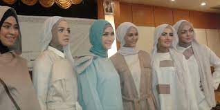 Zaskia mecca menjadi salah satu role model hijab di indonesia. Zaskia Mecca Luncurkan Brand Terbaru Dream Co Id