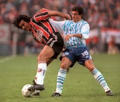 Formado em téc.radiologia médica, e tomografia computadorizada pela uff. Rxvlsxfrg8nzym