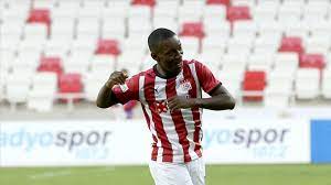 Max gradel 9' max gradel 32' tyler boyd 38' mustapha yatabare 43' ali şaşal vural 82' max gradel 90' max gradel 90' venue: Sivasspor Max Gradel Ile Sozlesme Yeniledi