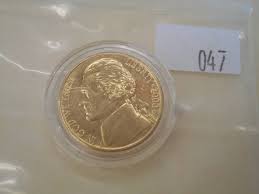 The gold layer on vermeils is also thicker than in plated pieces, and it contains a sterling silver base, hence the 925 stamp of authenticity. 2000 P Gold Plated Jefferson Nickel Uncirculated Le October Coins K Bid