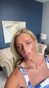 Gabrielle Schell's Instagram, Twitter & Facebook