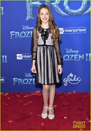 She received critical acclaim for her role as trudi fraser in quentin tarantino 's once upon a time in hollywood. Once Upon A Time In Hollywood S Julia Butters Cut Her Dad S Hair It Didn T Go Well Video Photo 4452129 Julia Butters Pictures Just Jared