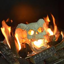Check out how terrifying myard's 'demon skull' looks in the fire Stanbroil Demon Fireproof Fire Pit Fireplace Skull Gas Log For All Types Of Gas Inserts Ventless Vent Free Propane Gel Ethanol Electric Outdoor Fireplace And Fire Pit Halloween Decor 1pk